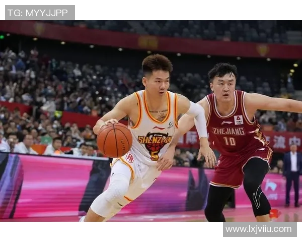 深圳篮球队的盯防革新探索与实践解析助力球队崛起之路